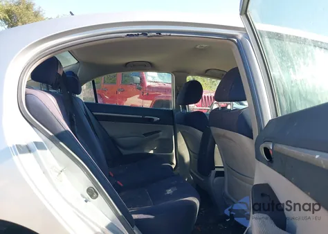 2010 Honda Civic Hybrid z USA, uszkodzony, nr VIN JHMFA3F28AS004965